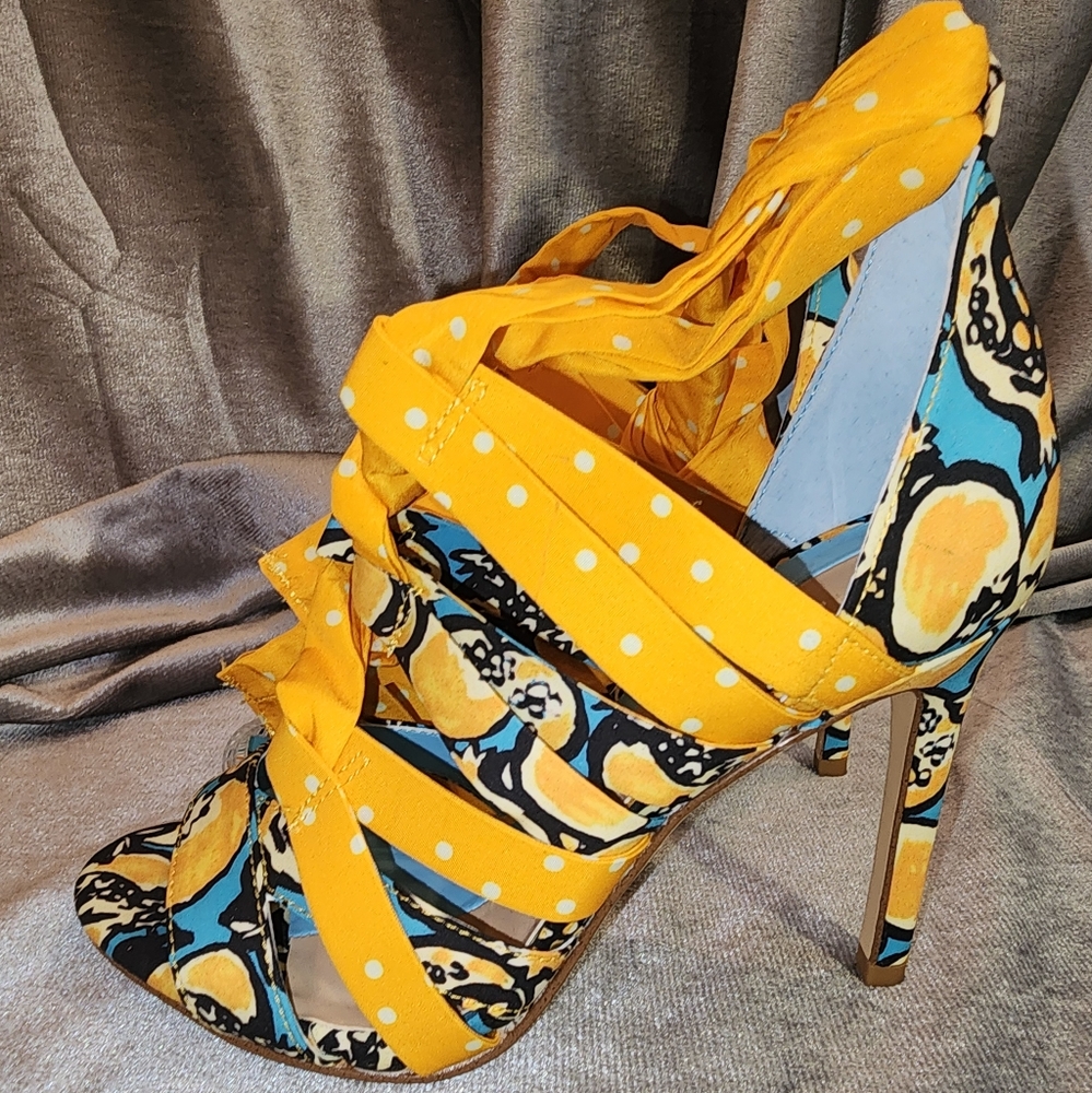Gianni Bini Abrianna Polka Dot Print Ankle Wrap Lace-Up Strappy Dress Sandals
